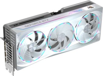 белый, серебристый