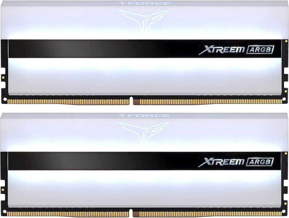 Team T-Force Xtreem ARGB 2x16ГБ DDR4 3600 МГц TF13D432G3600HC18JDC01